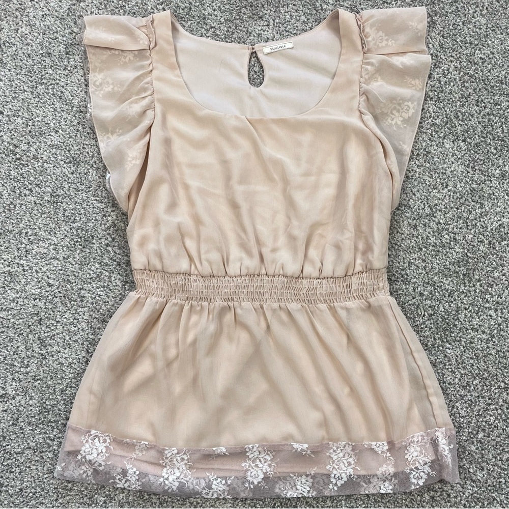 Nicolette sleeveless top flutter lace ruffled cap sleeve elastic waist Large